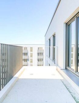 Penthouse-Genuss mit Weitblick: Lichtdurchflutete Räume & moderner Komfort für höchste Ansprüche - Frankfurt (Main)