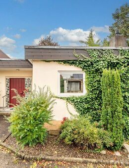 Eigenheim zum Wohlfühlen – Bungalow mit großem Garten in gefragter Lage von Villingen - Villingen-Schwenningen