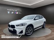 BMW X2, xDrive20i, Jahr 2021 - Bischofswerda