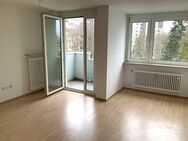 Schöne und helle Etagenwohnung in Germering - Germering