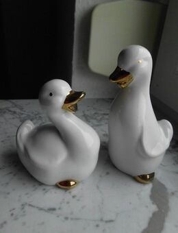 Gilde Handwerk Keramik Ente Gans weiß gold 2 Deko Figuren zusammen 5,- - Flensburg