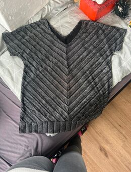 Schwarz silbernes Shirt - Schnaittenbach