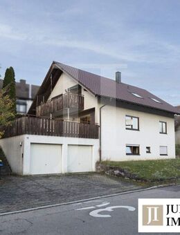 Zweifamilienhaus mit Einliegerwohnung in schöner Lage von Lomersheim - Mühlacker