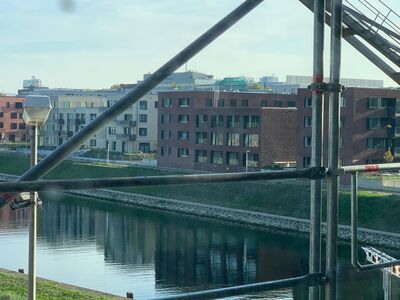 Blick auf Hafenbecken, Repräsentativ, Provisionsfrei, Neubau, Erstbezug, zwei letzten 4-Zimmer Wohnungen im 4.OG und 5. OG mit Loggia im Zollhafen