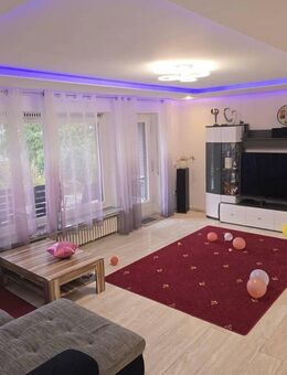 Großzügige Erdgeschosswohnung mit Souterrain, Gartenidylle und vielen Möglichkeiten - Hiddenhausen