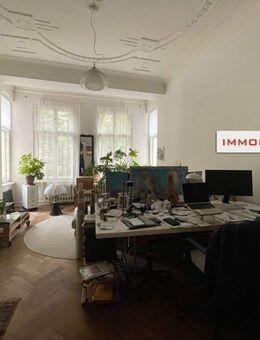 IMMOBERLIN.DE - Generös in Toplage! Stilvolle Stuck-Altbauwohnung mit Südbalkon & Lift - Berlin