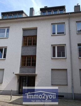 TOP! Helle 2,5 R. Wohnung, 1.OG. Genießen Sie den Sonnenbalkon, die Ruhe und trotzdem zentrale Lage - Neuss