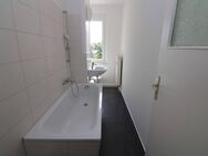 Für den kleinen Geldbeutel...helle 2-RW mit Wannenbad im Erdgeschoss!!! - Freiberg