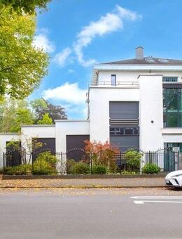Rarität: Prominente Unternehmervilla in exklusiver Lage mit herrlichem Blick auf den Aaper Wald! - Düsseldorf