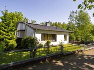 Bergisch Gladbach-Herkenrath: Attraktives Einfamilienhaus mit weitläufigem Grundstück - Bergisch Gladbach