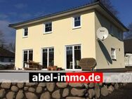 Sasel: Neubau-Stadtvilla mit Platz in Haus und Garten - Hamburg