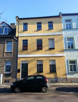 schöne 2-Raumwohnung mit Einbauküche - Bernburg (Saale)
