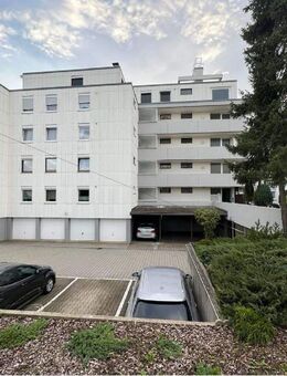 ***Großzügige, 5 Zimmer-WHG mit Balkon und Stellplatz*** - Welzheim