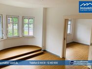 Mitten in der Stadt! Altbauwohnung in Villa - mit Balkon und Terrasse! Mithilfsbereite Mieter gesucht(Garten) uvm. - Varel