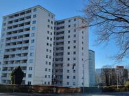 FREUNDLICHE DREI-ZIMMER-WOHNUNG MIT LOGGIA UND AUFZUG - Wülfrath