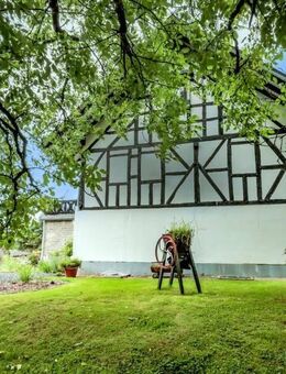 Gepflegtes Einfamilienhaus mit Potenzial - unverbaubarer Weitblick inklusive! - Windhagen