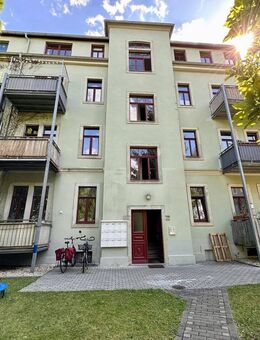 Komplette DG-Etage: 3 Whg - ca. 181 m² im Denkmalhaus - Eine Maisonette frei, Rendite & Eigennutz - Dresden