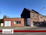 Großzügiges Wohnhaus mit zwei Anbauten und weitläufigem Grundstück - Übach-Palenberg