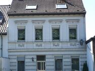 Urgemütliches und gut geschnittenes RMH mit ca. 120 m² Wohnfläche, plus Hinterhof und Anbau, plus DG - Willich