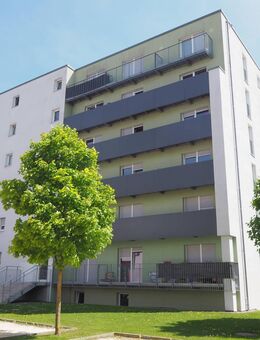 Möbliertes 1 Zi. Apartment mit Terrasse im Neu-Ulmer Wiley zu verkaufen - Neu Ulm