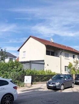 Charmantes Zweifamilienhaus mit Garten - 8 Zimmer auf 185 m² in Allersberg - Allersberg