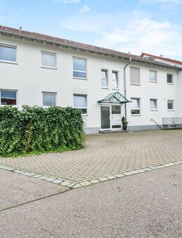 3-Zi.-Maisonette mit Balkon, Stellplätzen & Potenzial - renovierungsbereit zum Top-Preis! - Langenau