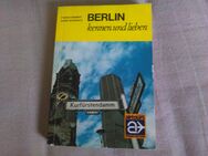 Taschenbuch-Rarität / Reiseführer BERLIN kennen und lieben von 1985! - Neumünster Innenstadt