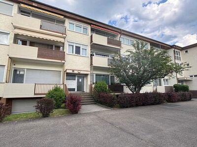 Großzügig geschnittene 4 Zi.-ETW mit großem Balkon u. Garage in gepflegter Anlage ! Gute Wohnlage.