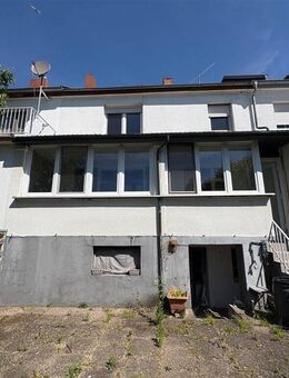 ***Achtung Handwerker***renovierungsbedürftiges, zentral gelegenes Reihenmittelhaus - Frankfurt (Main)