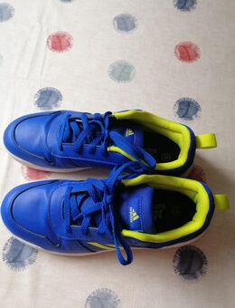 original adidas Turnschuh Gr. 40, wie Neu - Meißner