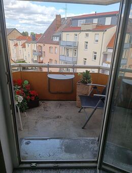 2-Raum-Wohnung im Norden von Stendal mit Balkon und EBK - Stendal (Hansestadt)