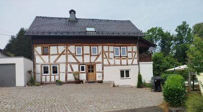 Im Einklang mit der Natur: Schönes Fachwerkhaus mit viel Platz und vielen Möglichkeiten!