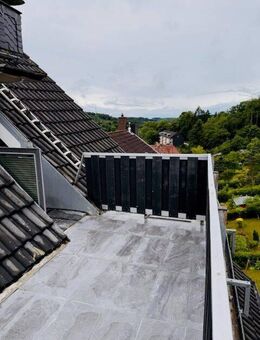 Schöne Dachgeschosswohnung, ca. 50m², teilmöbliert zu vermieten - Lüdenscheid
