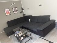 Graues Ecksofa in einem sehr guten Zustand - Hannover Südstadt-Bult