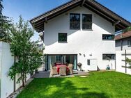 Ein energieeffizientes Traumhaus der Spitzenklasse in 1-A-Wohnlage von Grafing! - Grafing (München)