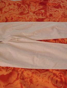Escada Jeans Gr. 40 mit Stretch, creme - Birkenfeld (Baden-Württemberg)