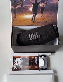 JBL Charge 5 Bluetooth Lautsprecher - Celle