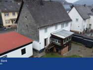 Gemütliches Einfamilienhaus sucht neue Eigentümer! - Haiger