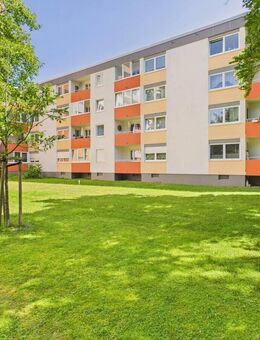 modernisierte, gut geschnittene 5-Zimmer-Wohnung mit Westloggia in einer gepflegten Wohnanlage - München