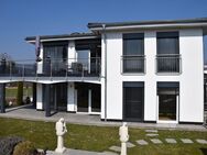 Moderne, helle Wohnung im Obergeschoß mit Balkon, EBK, Carport - Uhldingen-Mühlhofen