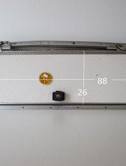 Hymer Staufachklappe mit Schlüssel und Rahmen ca 88 x 26 gebr. (zB 491 Nova) Sonderpreis (Stauraumklappe, Serviceklappe) - Schotten Zentrum