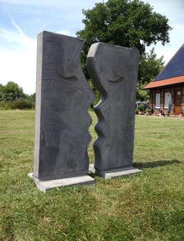 Steinfigur Gartenfigur two faces - Laer