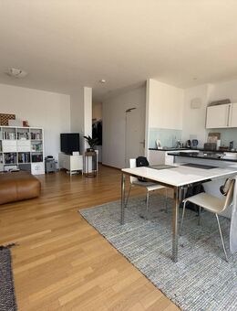 Exklusive 2-Zimmer-Wohnung mit Dachterrasse und EBK! - München