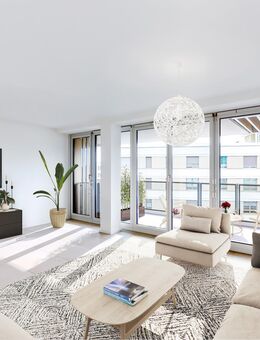 Ganz oben mit EBK, Südbalkon und privatem Dachterrassenabschnitt - München