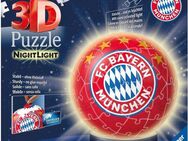 Ravensburger Puzzleball Nachtlicht FC Bayern München, 72 Puzzleteile, mit Leuchtsockel inkl. LEDs