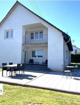 MERZIG: WOHNHAUS MIT 225 M² WFL. AUF TOLLEM 10 AR GRUNDSTÜCK - Merzig