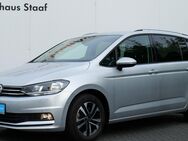 VW Touran, 1.5 TSI United 150PS, Jahr 2021 - Nidderau