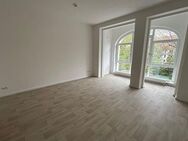 Geräumige 3-Zimmer-Wohnung mit Einbauküche und Blick auf die Schrote! - Magdeburg