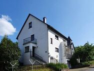 Zwei-Familienwohnhaus (3.Wohnung möglich) mit Garage und Garten - Morbach