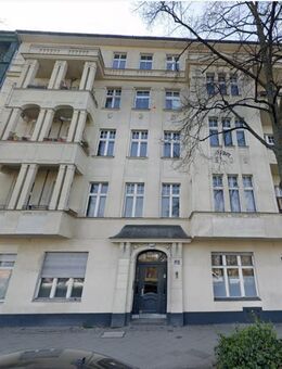 Charmante Altbauwohnung mit langjährigen Mietern - Berlin